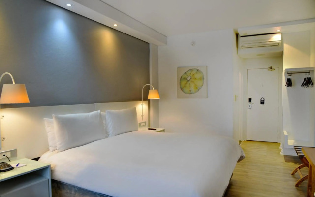 Protea Hotel by Marriott Roodepoort