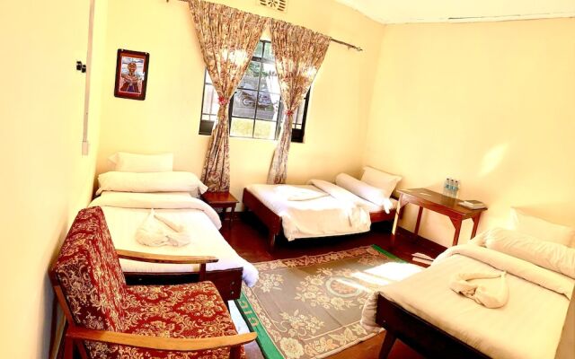 Babylon Lodge