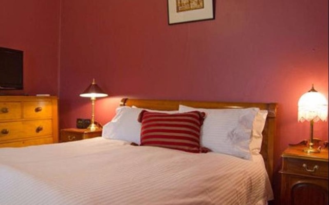 Willunga House – Guest Rooms – Adelaide