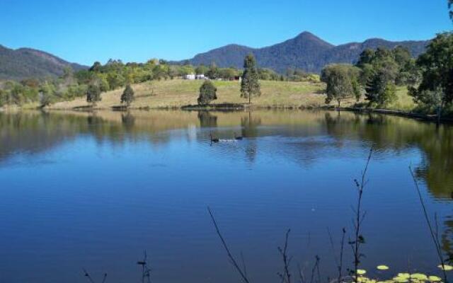 Samford Lakes