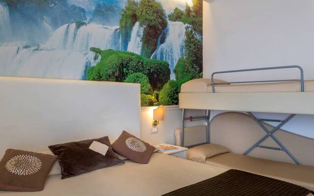 Hotel Apollo