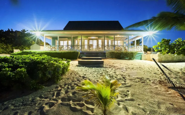 Lone Palm by Grand Cayman Villas & Condos