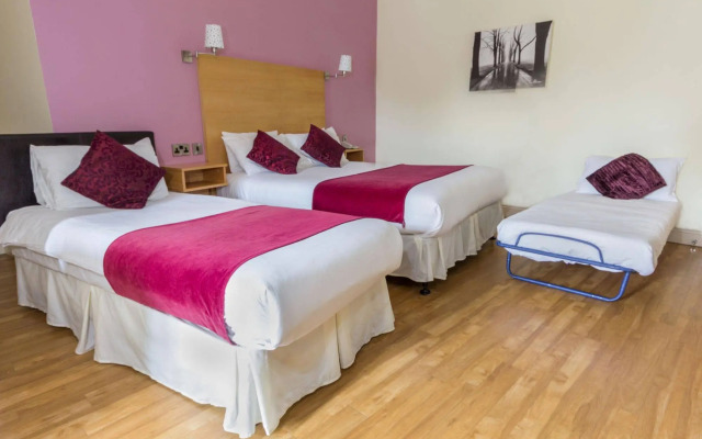 Coach House Hotel