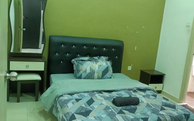 DKay SENDAYAN HOMESTAY 4 ROOMS