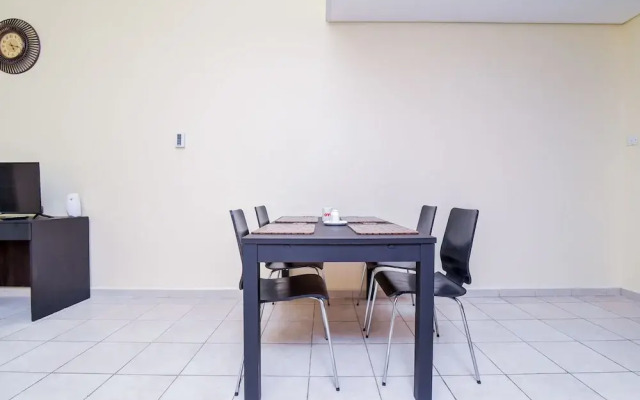 OYO 163 Home 1Bhk Discovery Garden City View