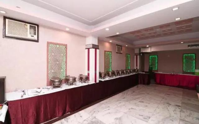 Hotel Days Inn by OYO