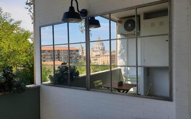 Delmirani's Book Apartments - Vatican View