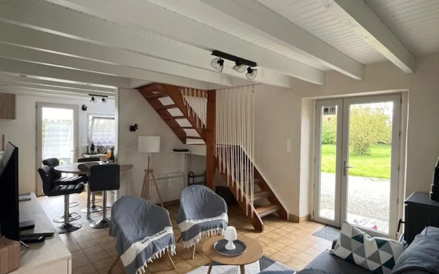 Pretty House 50m From the sea