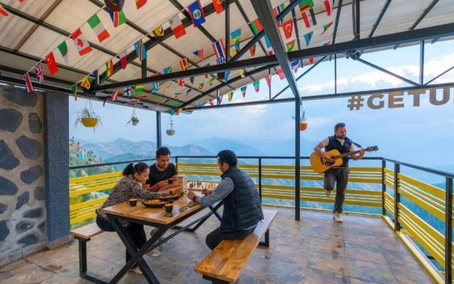 The Hosteller Kufri, Shimla