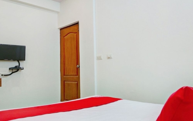 Hotel Champion Inn near Yeswantpur Junction Railway Station