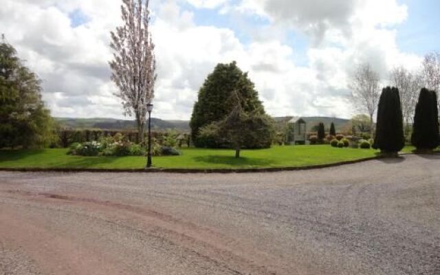 Westwood Country House