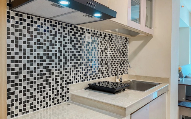 Restful And Chic 2Br At Meikarta Apartment