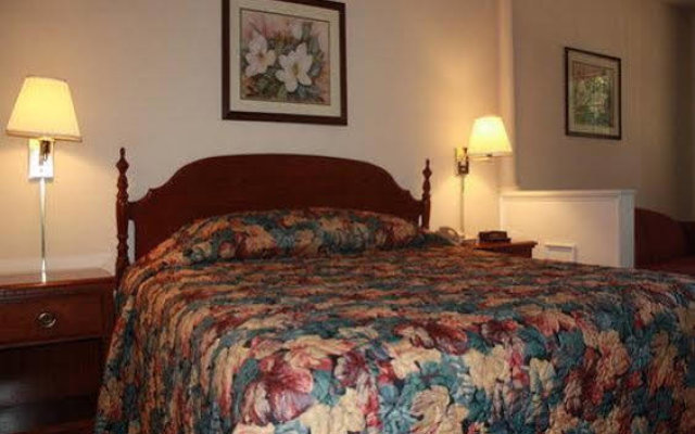 Country Hearth Inn & Suites - Gainesville