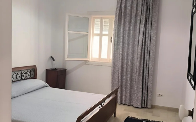 Yasmina Apartment in the Heart of the Tourist Area