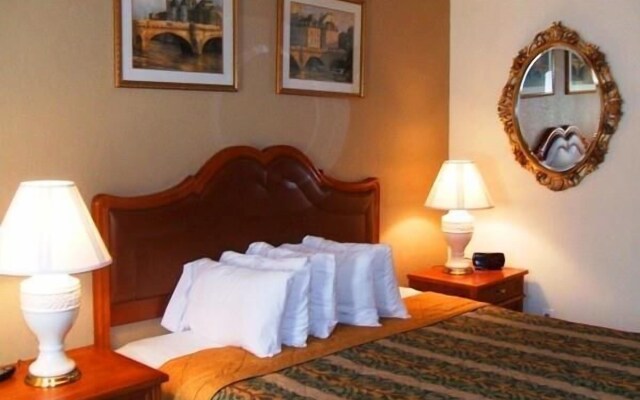 A Victory Hotel - Southfield