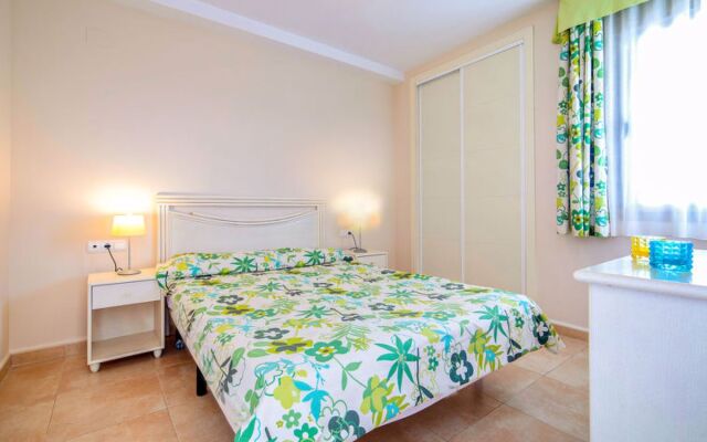 Esmeralda Suites