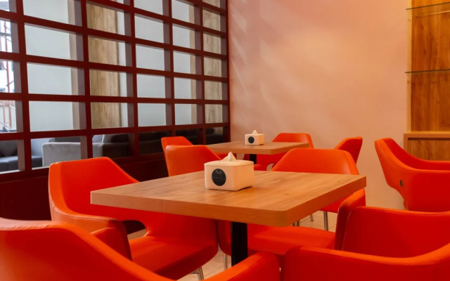 Urban Hotel Serpong