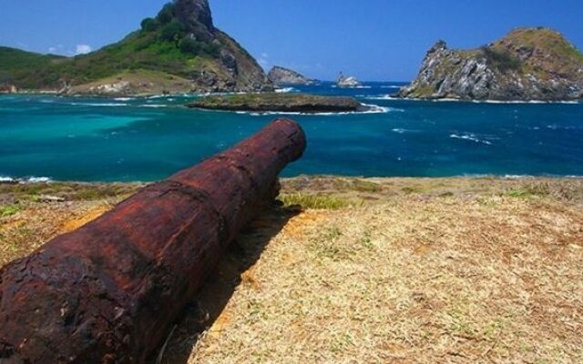 NANNAI Noronha