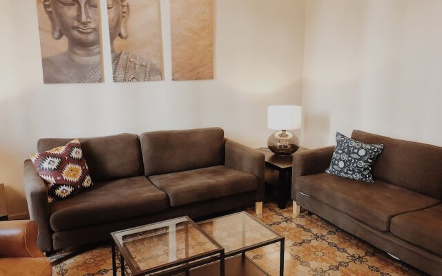 Aribau Cinema Apartamentos