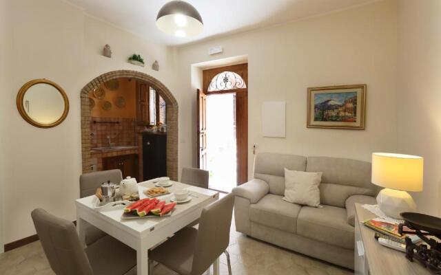 Trinacria House