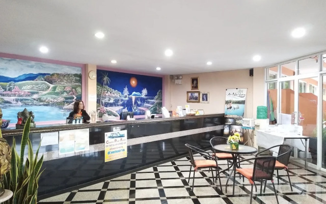 Khao Saming Paradise Resort