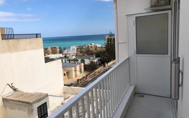 Sea View 2 Bed Apartment Close To Beach Hpi7738