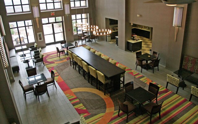 Hampton Inn & Suites Tulsa-Woodland Hills 71st-Memorial
