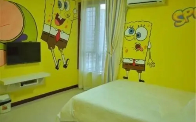 Huazhong Theme Apartment Hotel