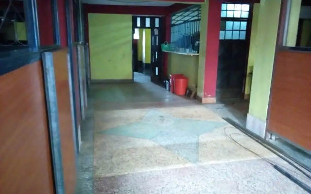The Plateau Breeze Hotel
