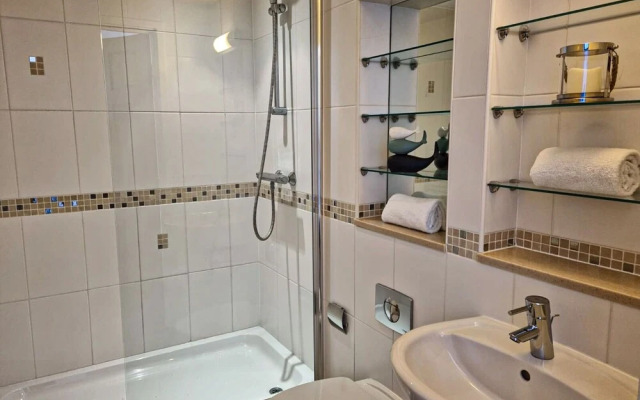 Harbourside Apartments