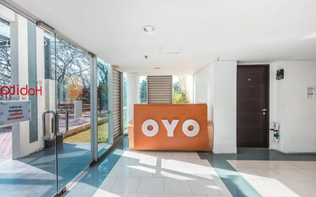OYO Flagship 1170 The Habitat Karawaci