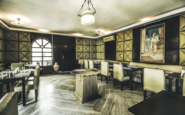 FabHotel Sugan Niwas Palace Bani Park