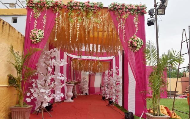 Anand Mahal By Tuma Hotels