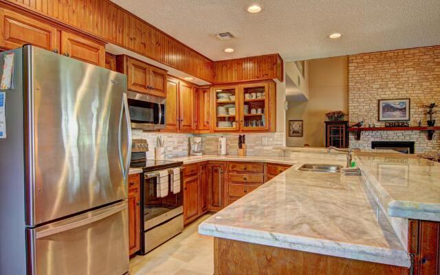 Blue Diamond Retreat CL 1055