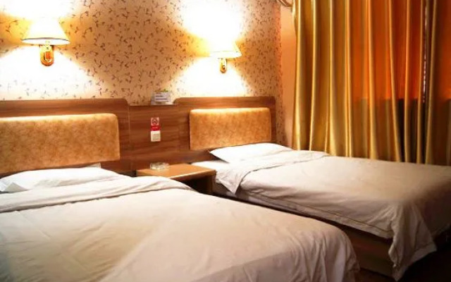 Karamay Clear Water Bay Business Hotel