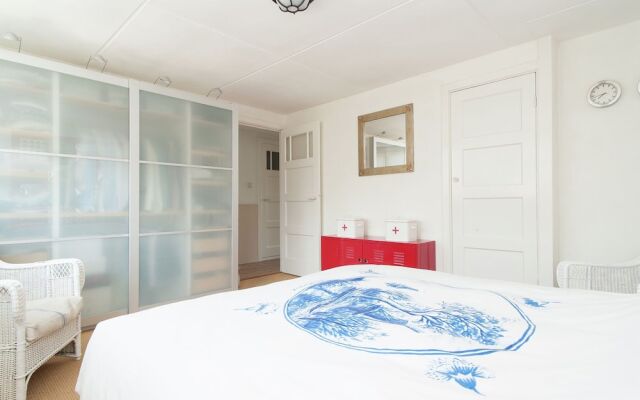 Deluxe Holiday Home in Castricum With Swimming Pool