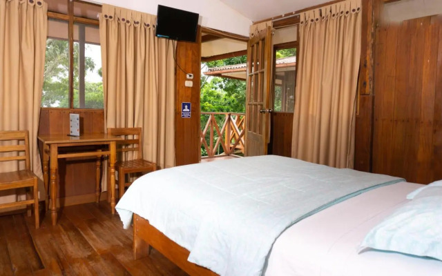 Las Jawas Lodge