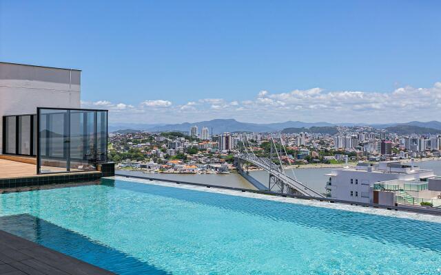 Vista mar em condomínio com foodhall Toptower#CA51