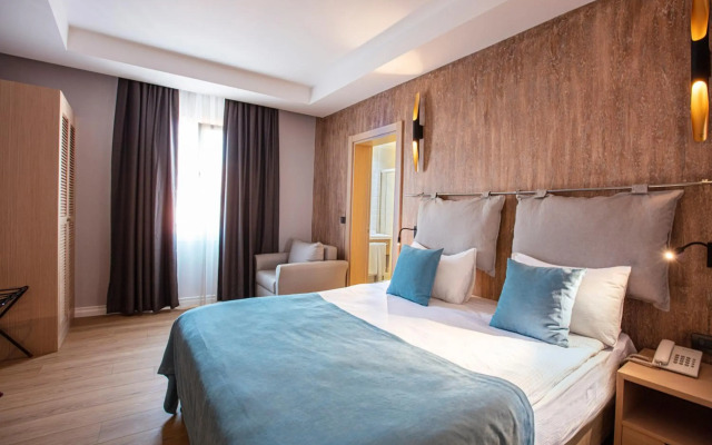 Eliada Hotel