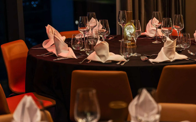 Radisson RED Glasgow