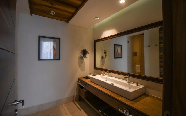 Square Small Luxury Hotel - Providencia