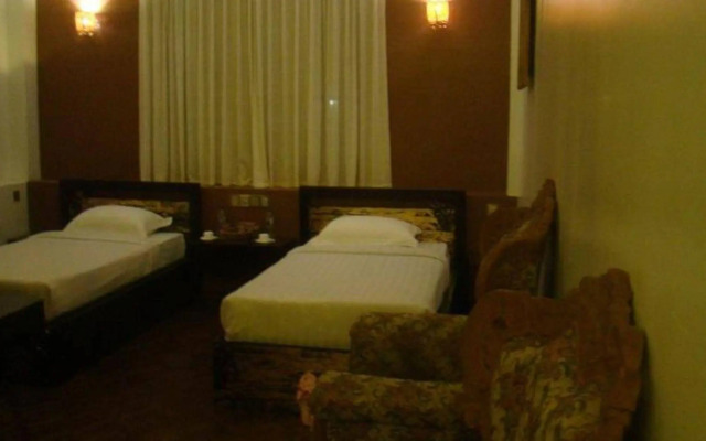 Junction Rose Hotel