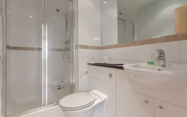 3 Bedroom Home In The Heart Of Wimbledon