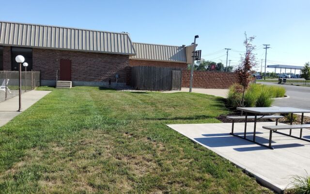 Klopfenstein Inn and Suites