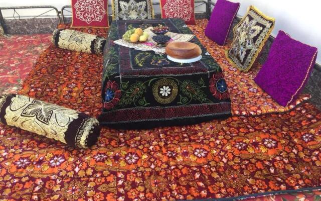 Tohir Ota Guest House