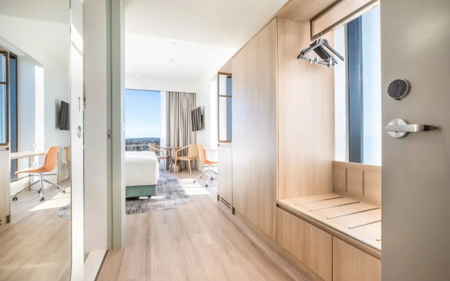 Holiday Inn & Suites Geelong by IHG