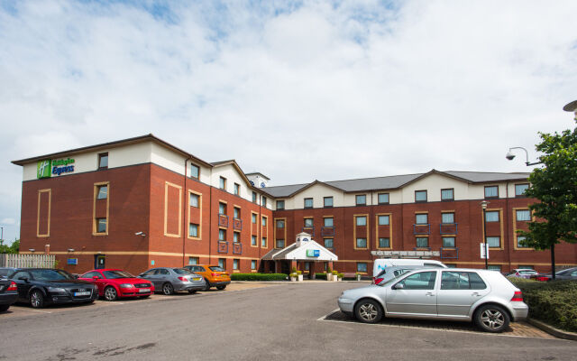 Holiday Inn Express Bristol - Filton, an IHG Hotel