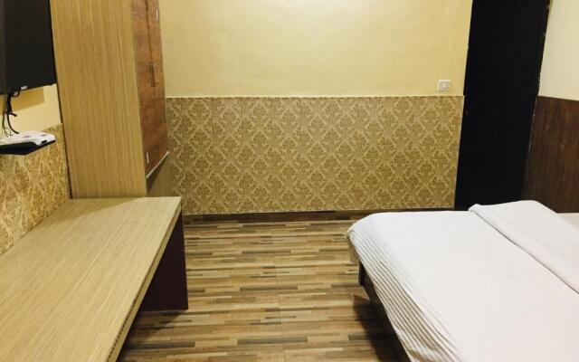 Hotel Prem G