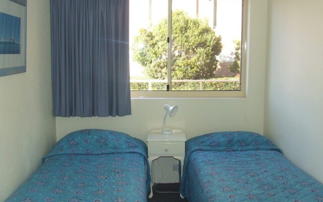 South Pacific, Unit 2/13-15 Shoal Bay Road