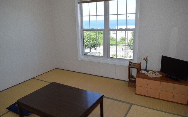 Chura Umi Coral Cabin